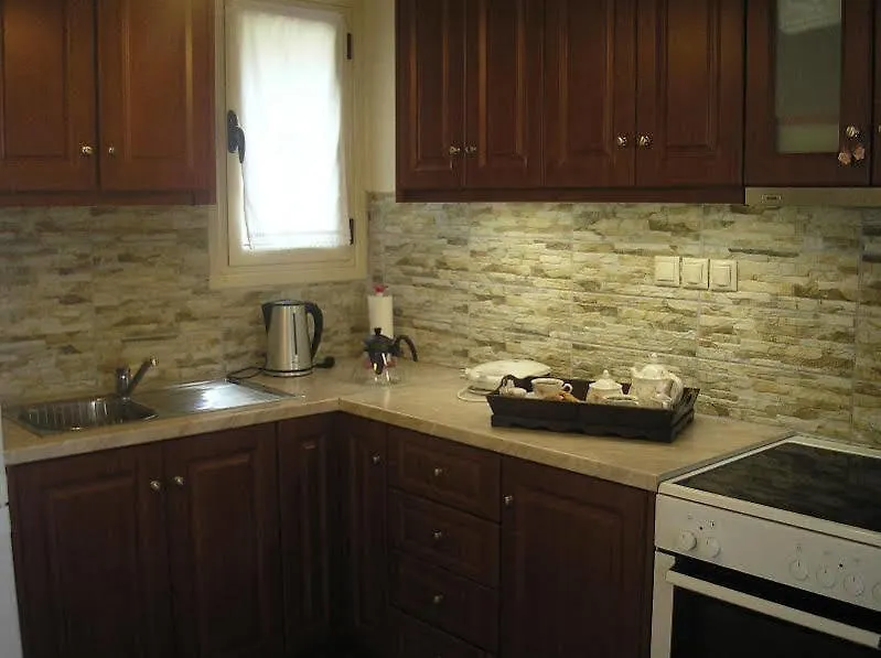 Nostimon Emar Apartment Lourdata